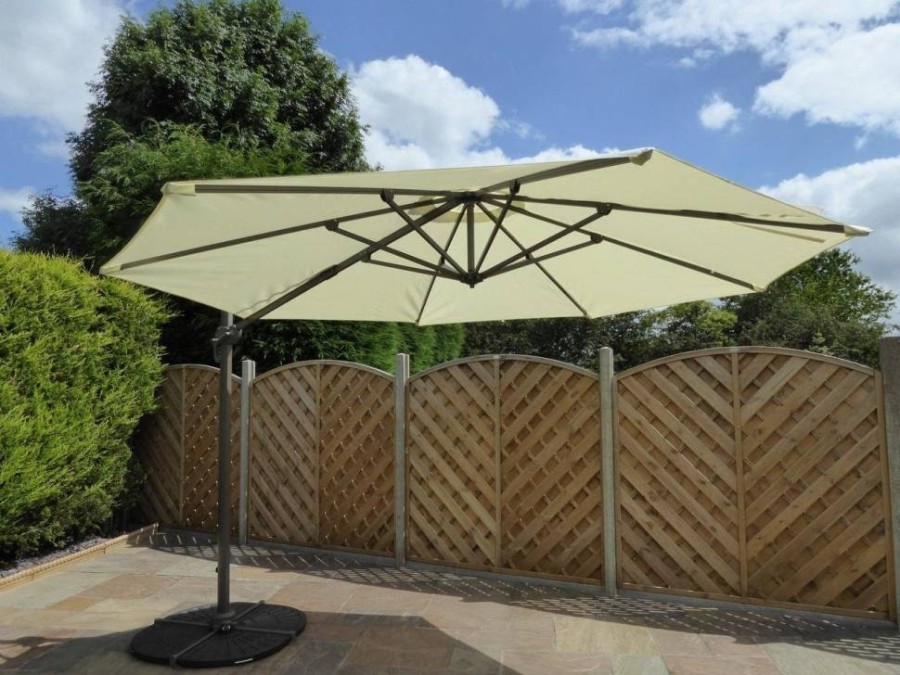 Садовый зонт Garden Way кремовый А002-3500