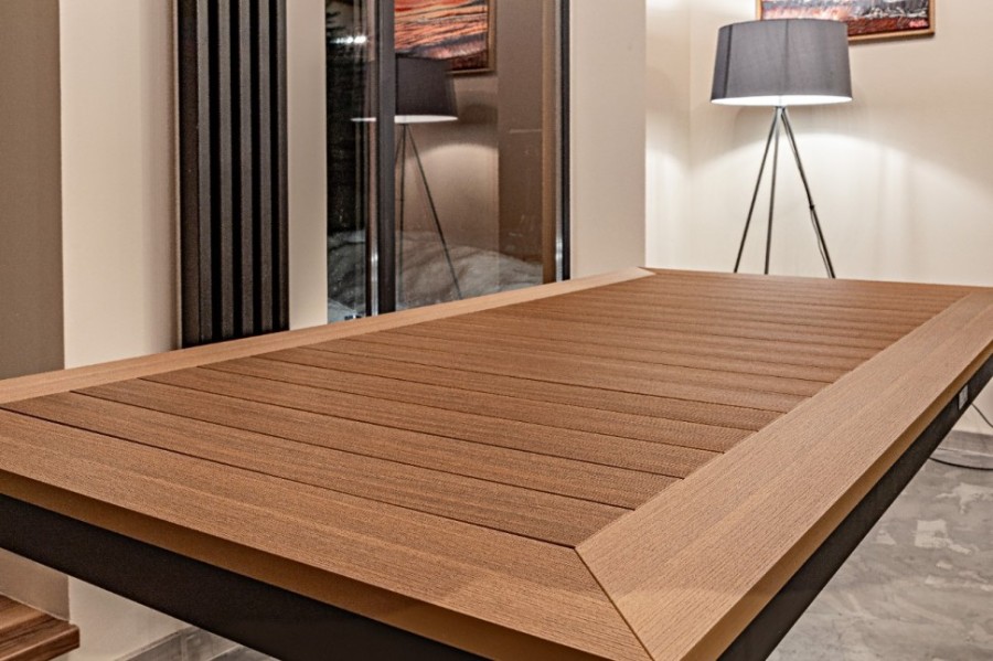 Обеденный стол OSCAR со столешницей из тика Royal Family