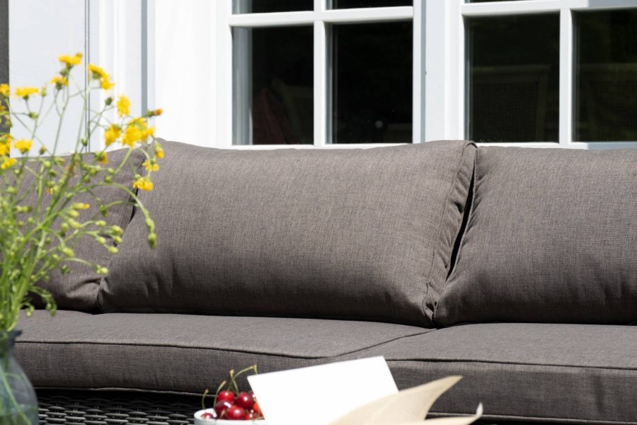 Лаунж-зона Лунго из искусственного ротанга Graphite 4sis