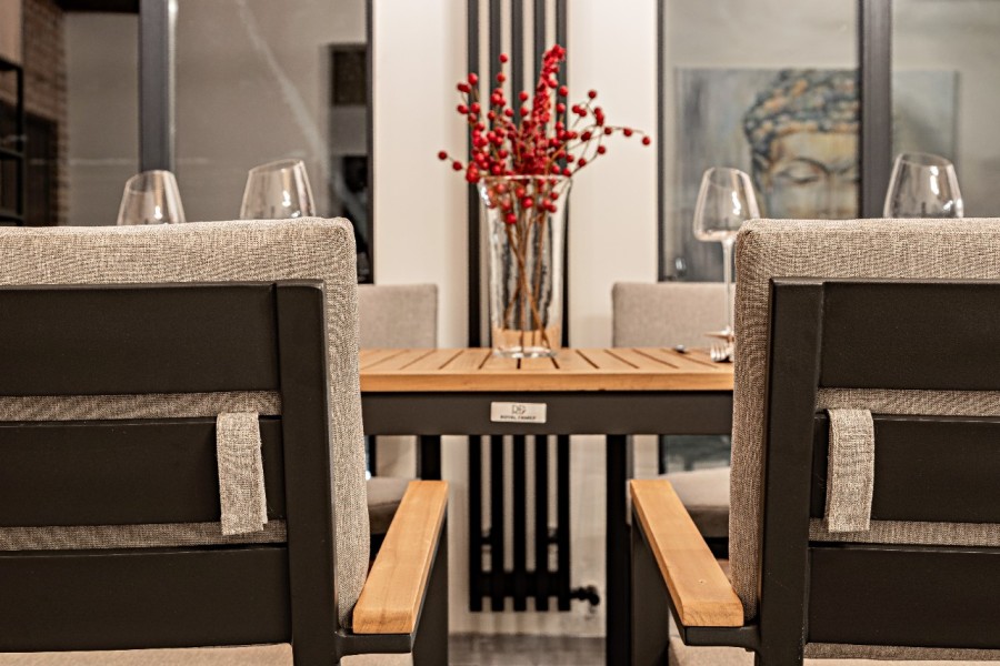 Обеденный комплект OSCAR со столешницей из тика Royal Family