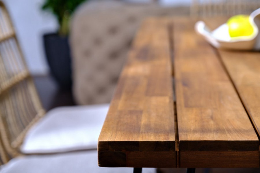 Обеденная группа Charlotte M Joygarden