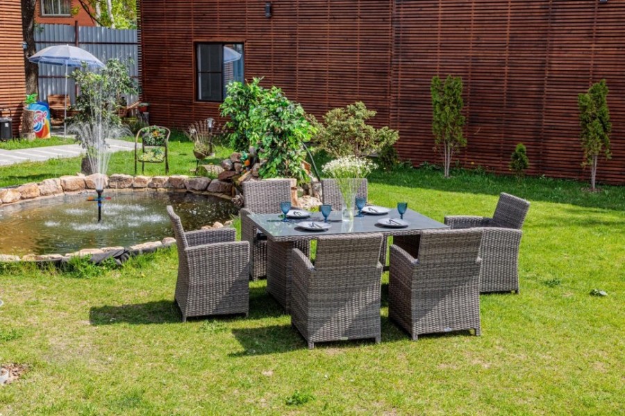 Обеденный комплект из искусственного ротанга Fiona серый Royal Family