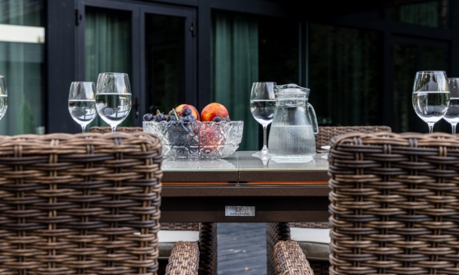 Обеденный комплект мебели LUDWIG + FIONA коричневый Royal Family