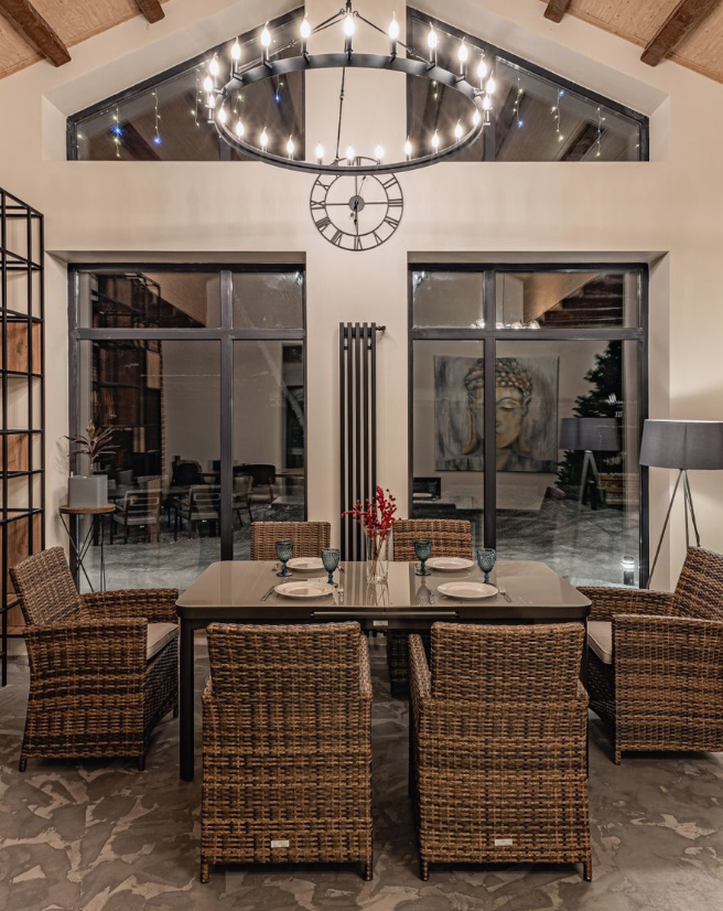 Обеденный комплект мебели LUDWIG + FIONA коричневый Royal Family