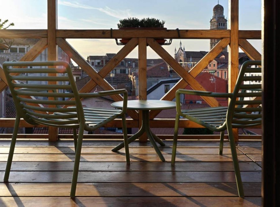 Лаунж-кресло пластиковое Doga Relax агава Nardi