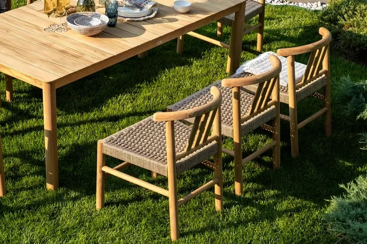 Обеденная группа из тика BUNGALOW Joygarden