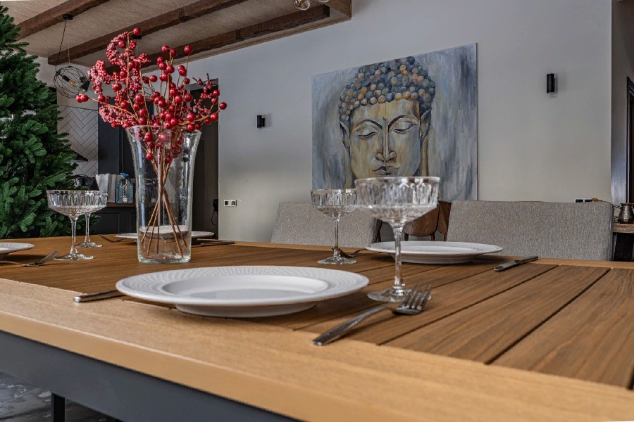 Обеденный стол OSCAR со столешницей из поливуда Royal Family