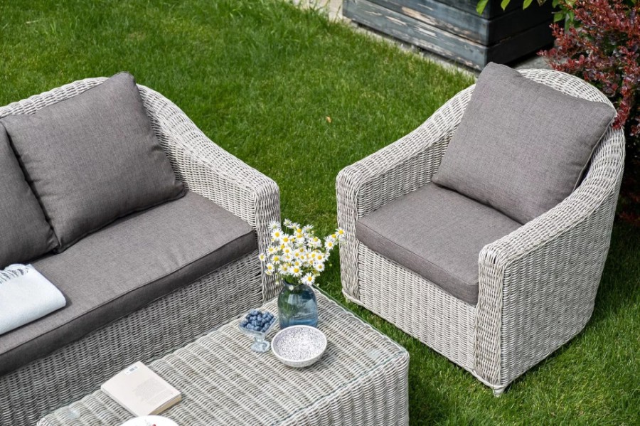 Кресло из искусственного ротанга Кон Панна бежевое 4sis