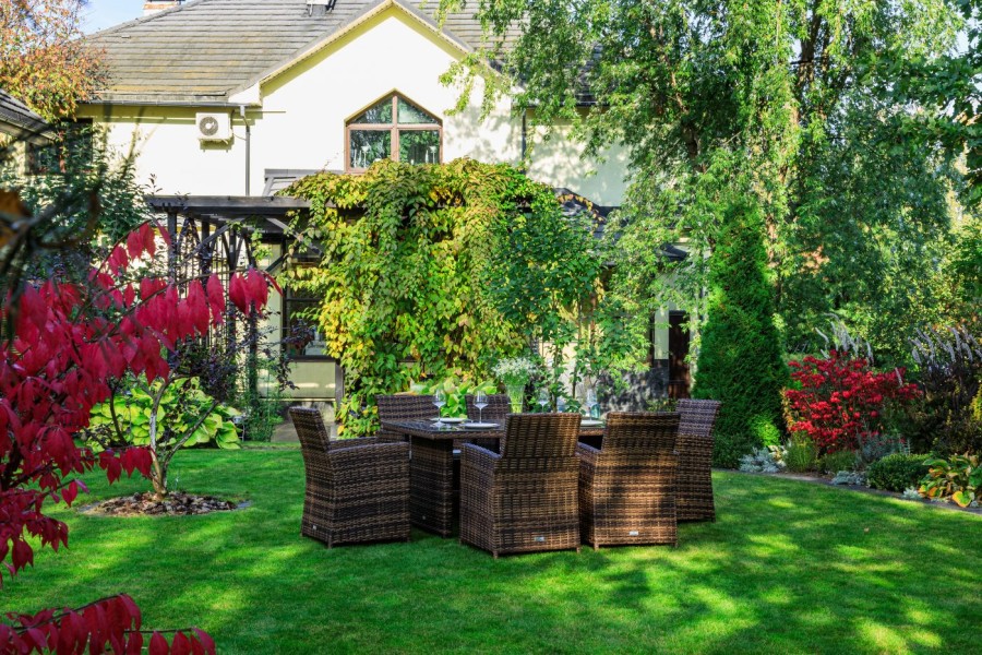 Обеденный комплект из искусственного ротанга Fiona коричневый Royal Family