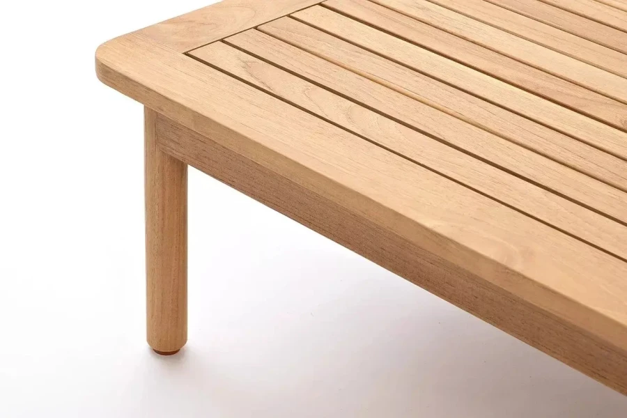 Кофейный стол из тика BUNGALOW Joygarden