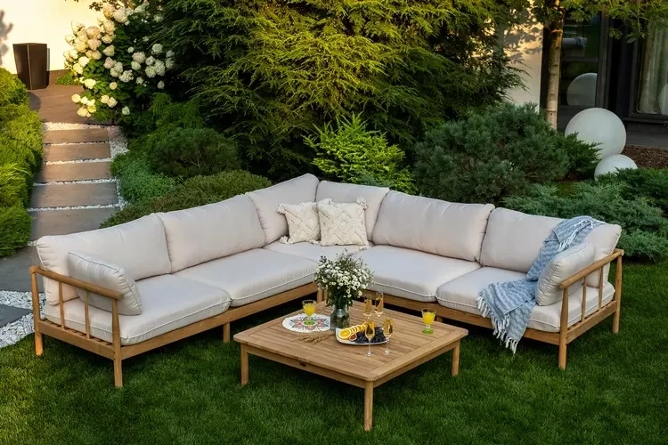 Кофейный стол из тика BUNGALOW Joygarden