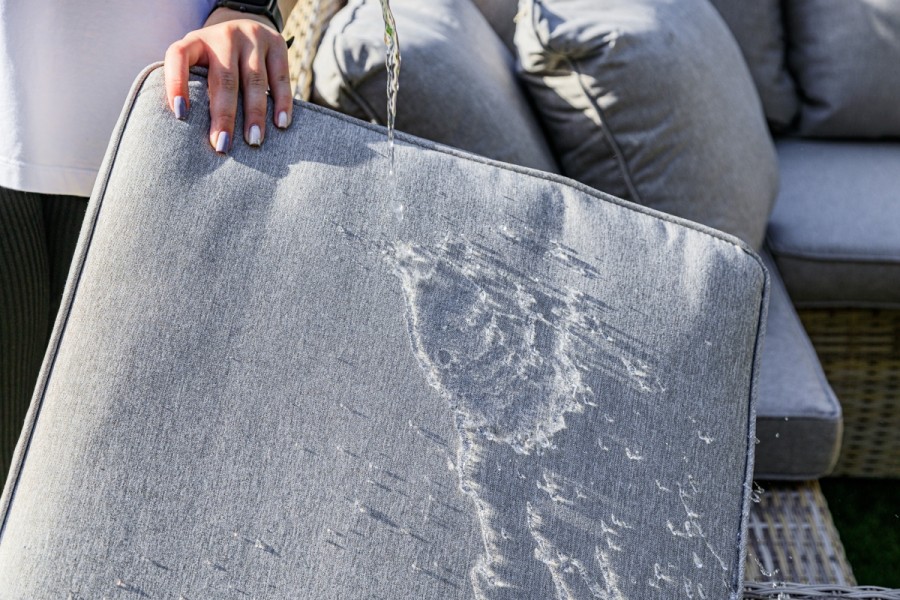 Комплект мебели ZOYA из искусственного ротанга бежевый Royal Family