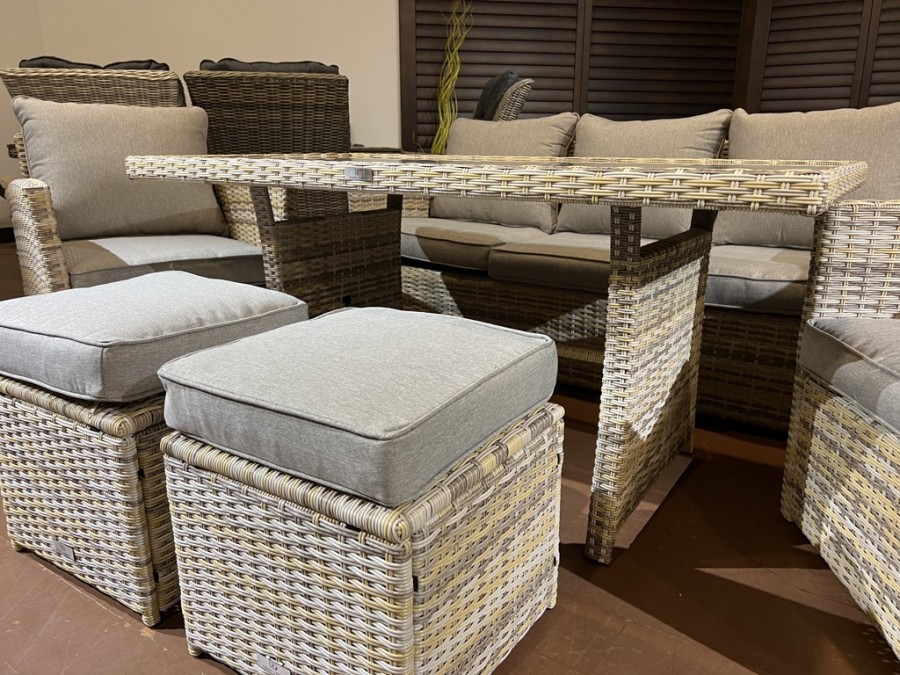 Комплект мебели ZOYA из искусственного ротанга бежевый Royal Family