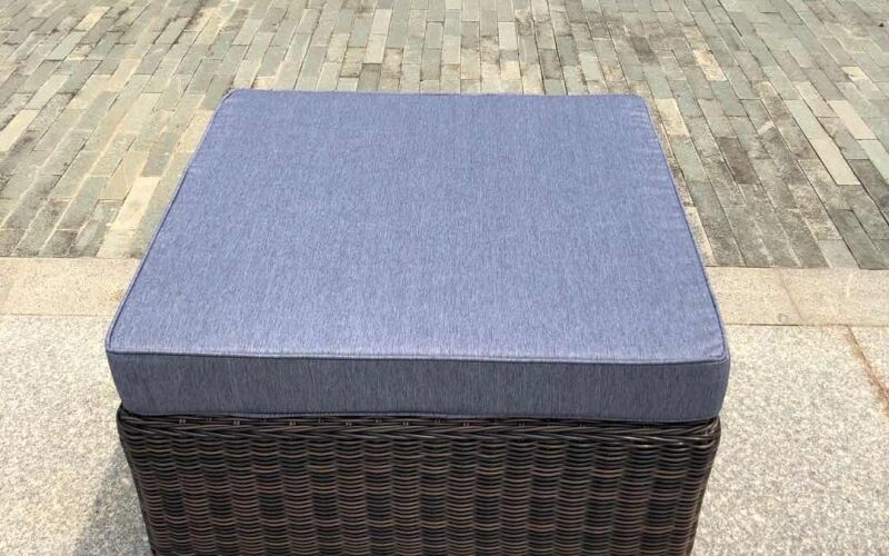 Пуф/стол с серой подушкой Karl Royal Family