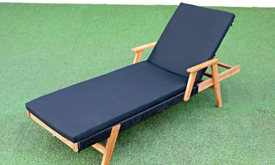 Шезлонг-лежак из акации Michelle Sunlounge Royal Family