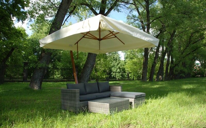 Угловой комплект VICKY из искусственного ротанга Royal Family