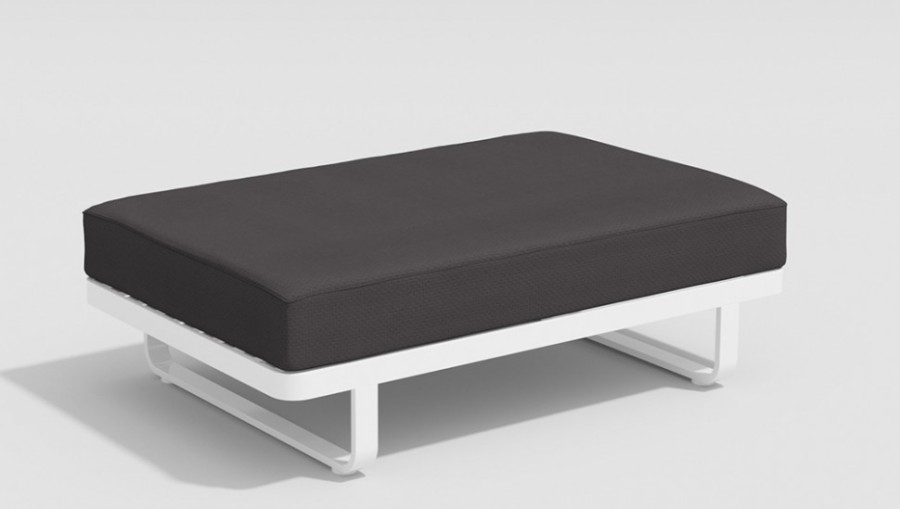 Лаунж зона Hacienda White Gardenini