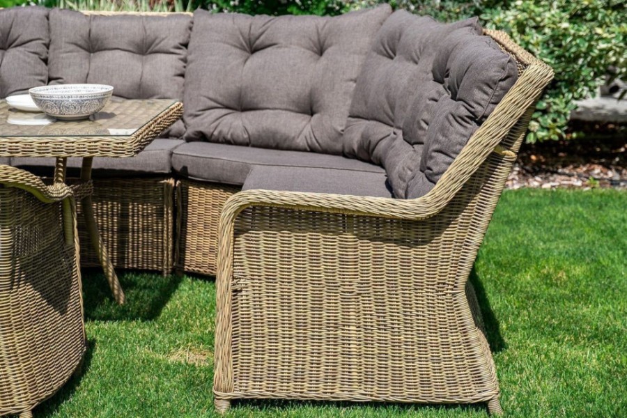 Обеденная группа Базелла 4sis