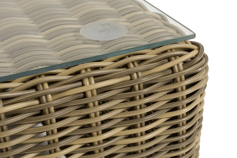 Журнальный столик плетеный, цвет соломенный 