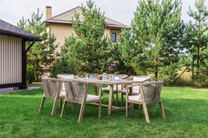 Обеденный комплект MICHELLE 6 из массива акации Royal Family