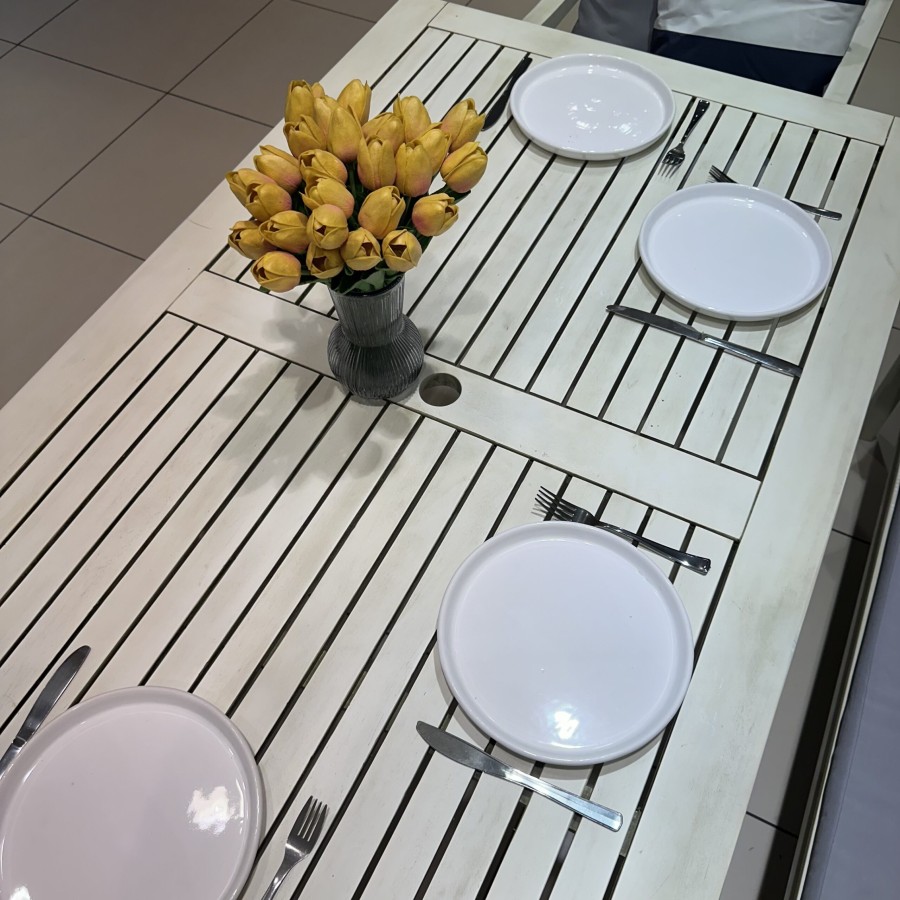 Обеденный комплект SIERRA из акации, белый Royal Family