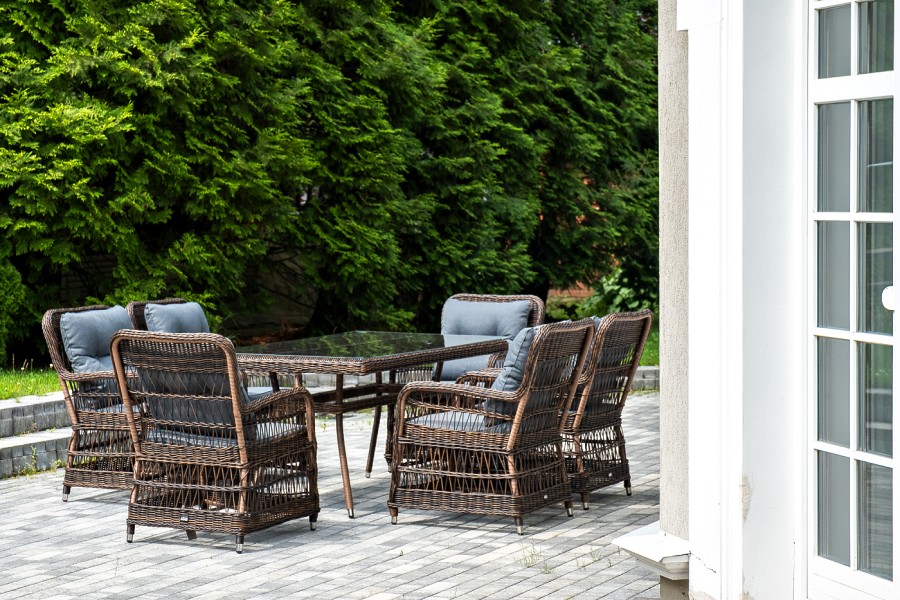 Обеденная группа из искусственного ротанга Цесена, коричневая 4sis 