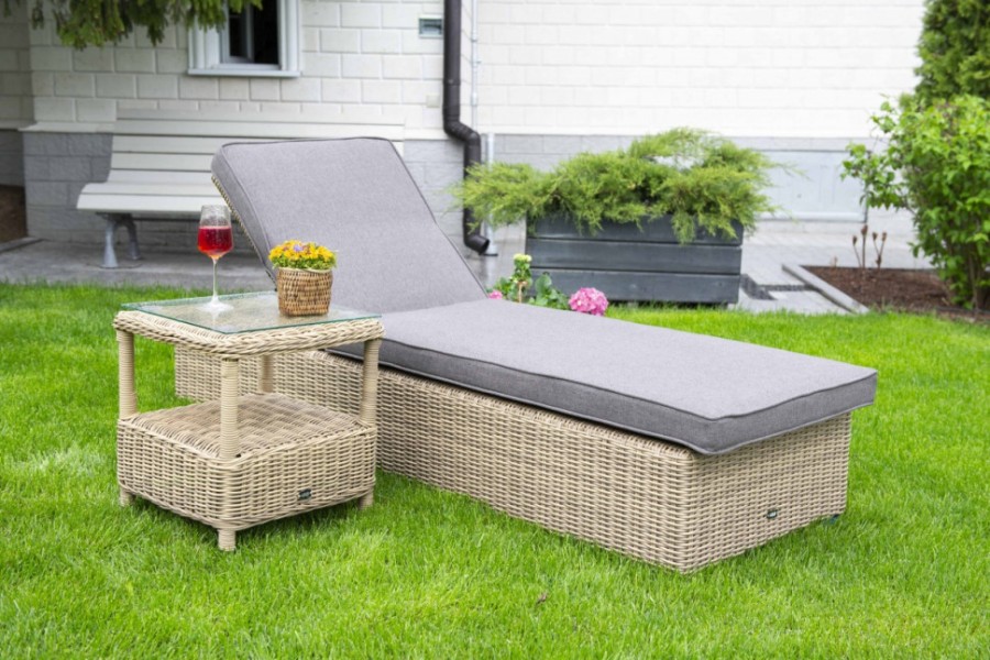 Комплект шезлонг со столиком Рим 4sis