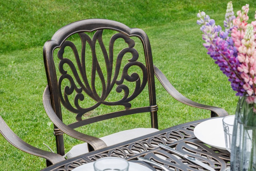 Комплект из литого алюминия WILHELM на 6 персон, овальный стол Royal Family