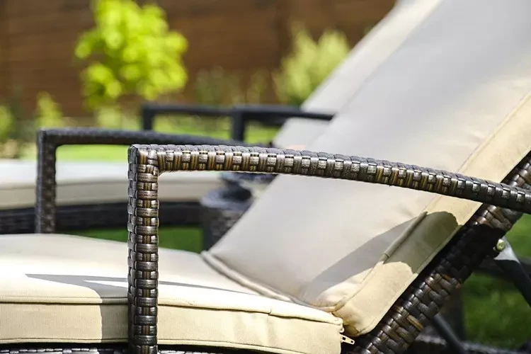 Комплект шезлонгов со столиком MILANO коричневый Joygarden