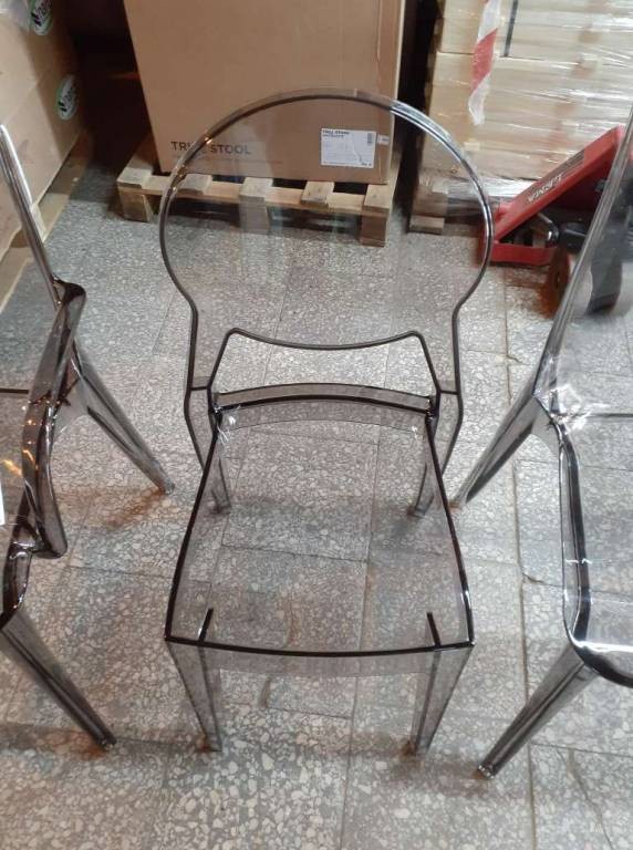 Стул прозрачный серый Igloo Scab Design 