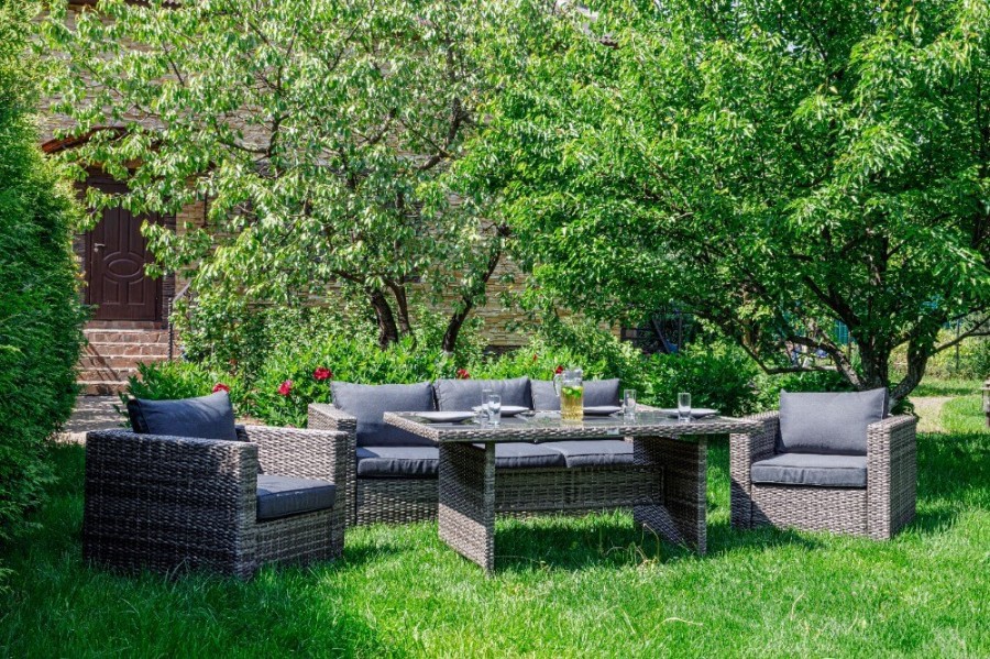 Комплект мебели Karl с обеденным столом серый Royal Family