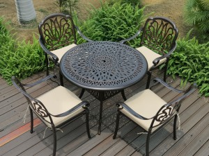 Мебель из металла Harold IV с круглым столом 91 см Кит Маркет