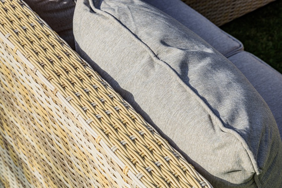 Угловой комплект из искусственного ротанга ZORRO WOOD бежевый Royal Family