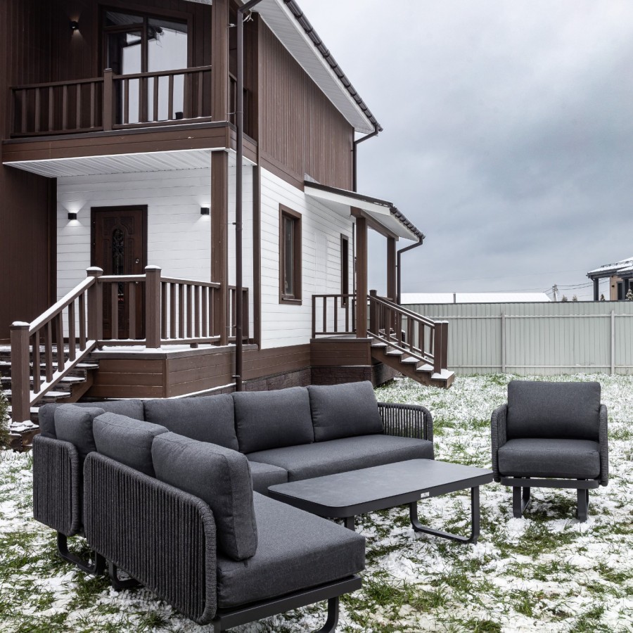 Лаунж-зона с угловым диваном из алюминия Adrian Royal Family