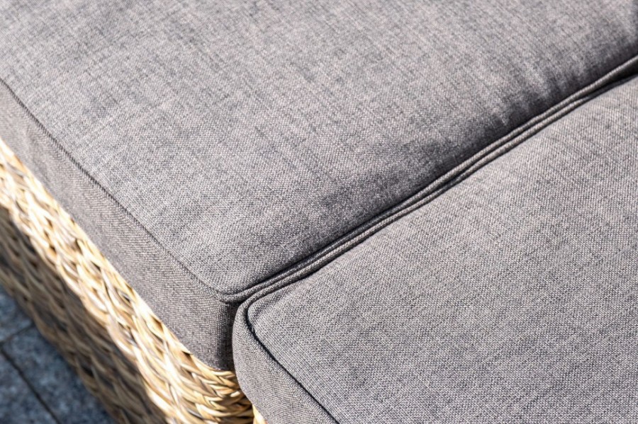 Модуль прямой с подушками Лунго гиацинт соломенный 4sis