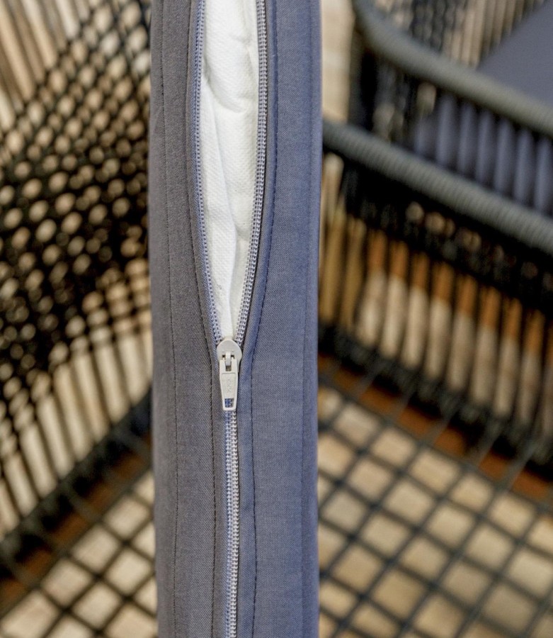 Комплект мебели CHLOE с кофейным столом серый Royal Family