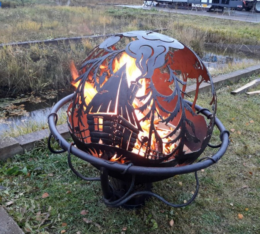 Уличный очаг сфера Избушка в лесу Горыныч