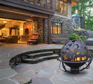 Уличный очаг сфера Кони на селе Горыныч