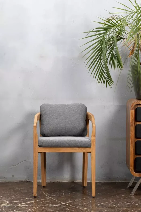 Кресло обеденное из тика VENTO Joygarden