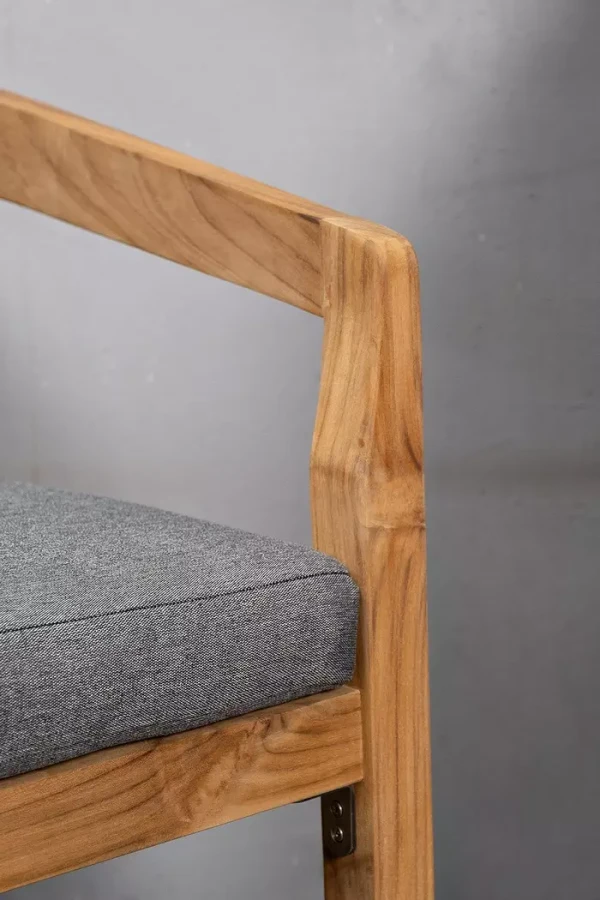 Кресло обеденное из тика VENTO Joygarden