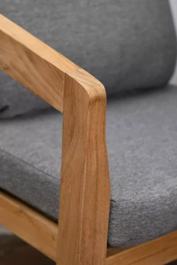 Кресло обеденное из тика VENTO Joygarden