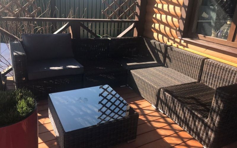 Лаунж зона KARL 5 со столом/пуфом Royal Family