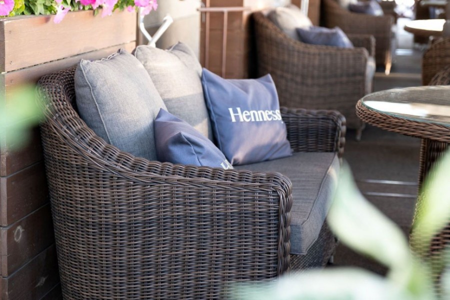 Диван двухместный из искусственного ротанга Кон Панна коричневый 4sis