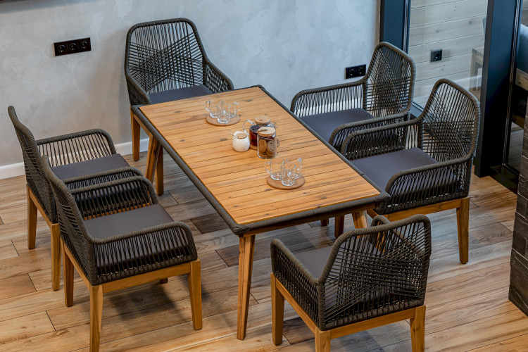 Комплект мебели CHLOE с кофейным столом серый Royal Family
